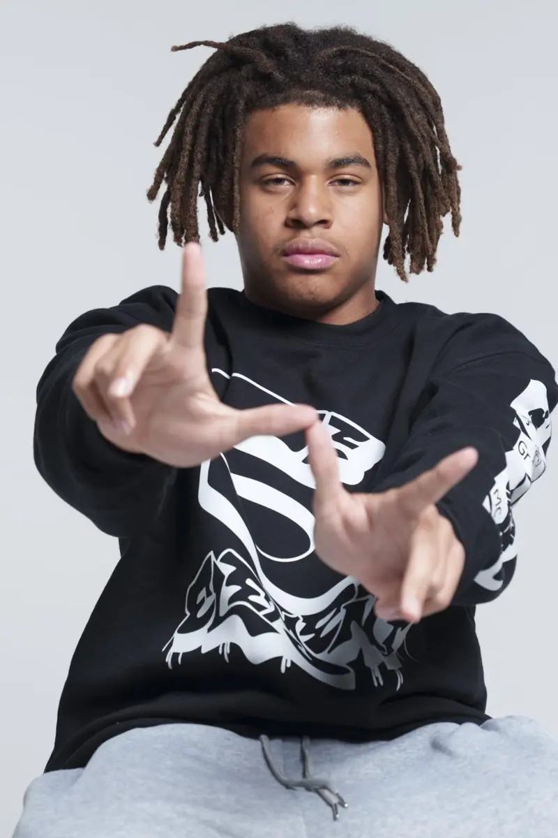 Hollywood Boog in a studio portrait